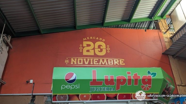 Entrada al Mercado 20 de Noviembre en Oaxaca