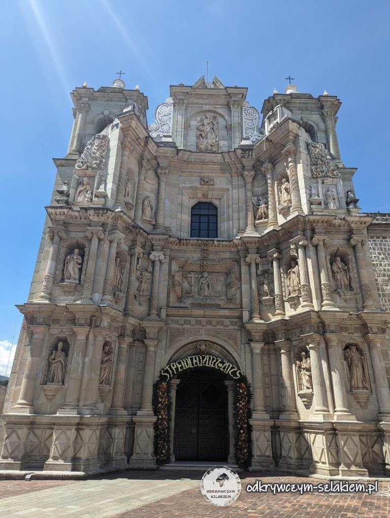 Bazylika Matki Bożej Samotności (Basílica de la Soledad) w Oaxaca