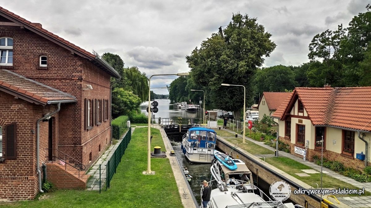 Łodzie w śluzie Neue Mühle
