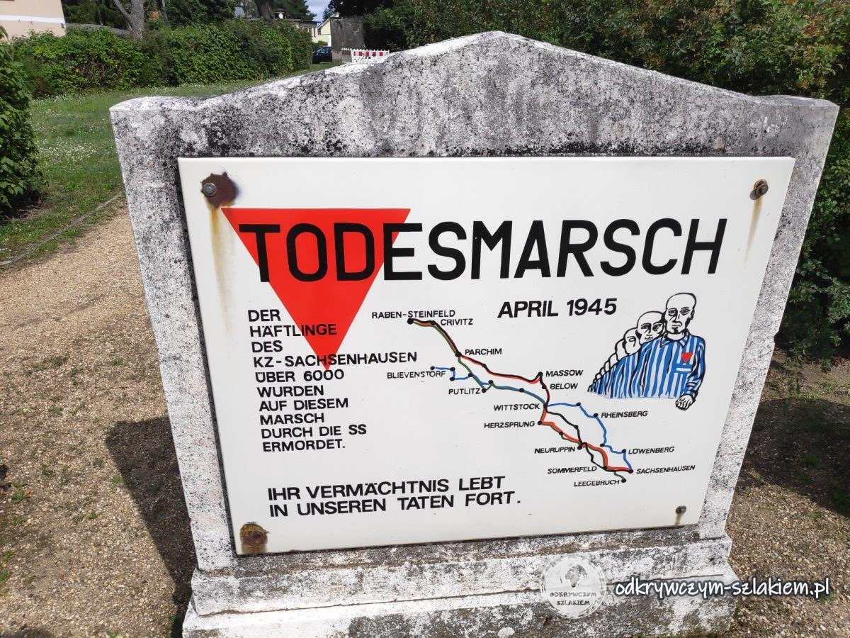 Tablica Marszu Śmierci więźniów Sachsenhausen z kwietnia 1945 roku