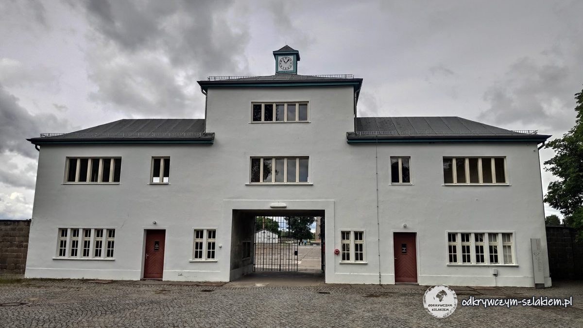 Budynek bramy głównej obozu Sachsenhausen