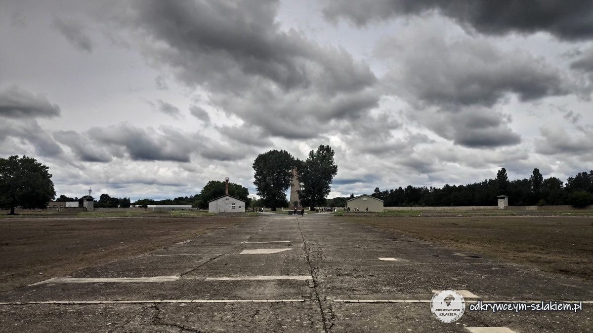 Plac apelowy w Miejscu Pamięci Sachsenhausen