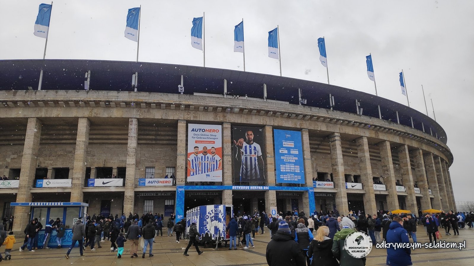 Stadion Olimpijski (Olympiastadion) w Berlinie przed meczem Herthy