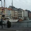 Kolorowe kamienice i stare żaglowce nad kanałem Nyhavn w Kopenhadze