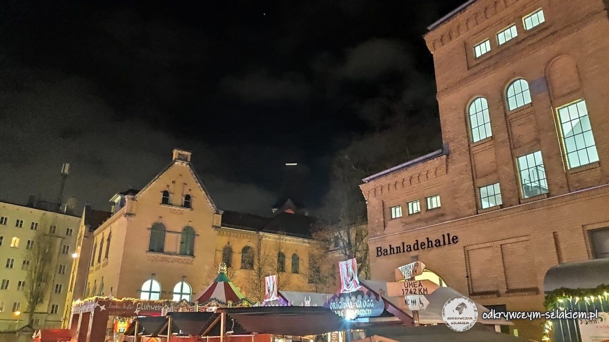 Jarmark Lucia na dziedzińcu Kulturbrauerei