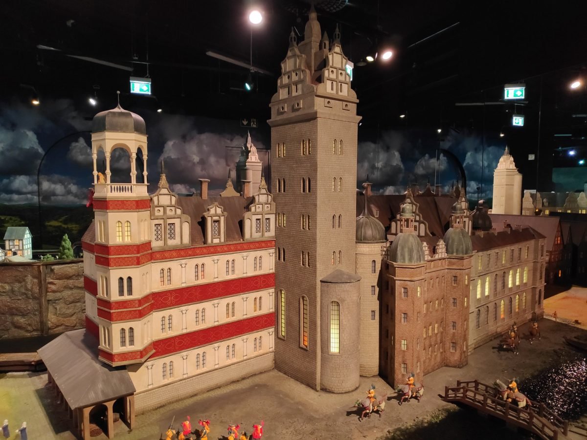 Zabytkowe budynki Berlina na makiecie Little BIG City