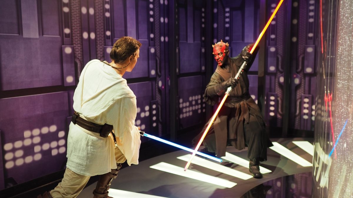 Pojedynek Obi-Wana Kenobiego z Darthem Maulem na miecze świetlne – Madame Tussauds Berlin