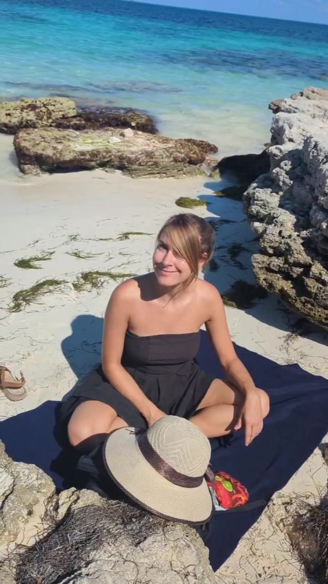 Patrycja na plaży Tortugas w strefie hotelowej Cancún