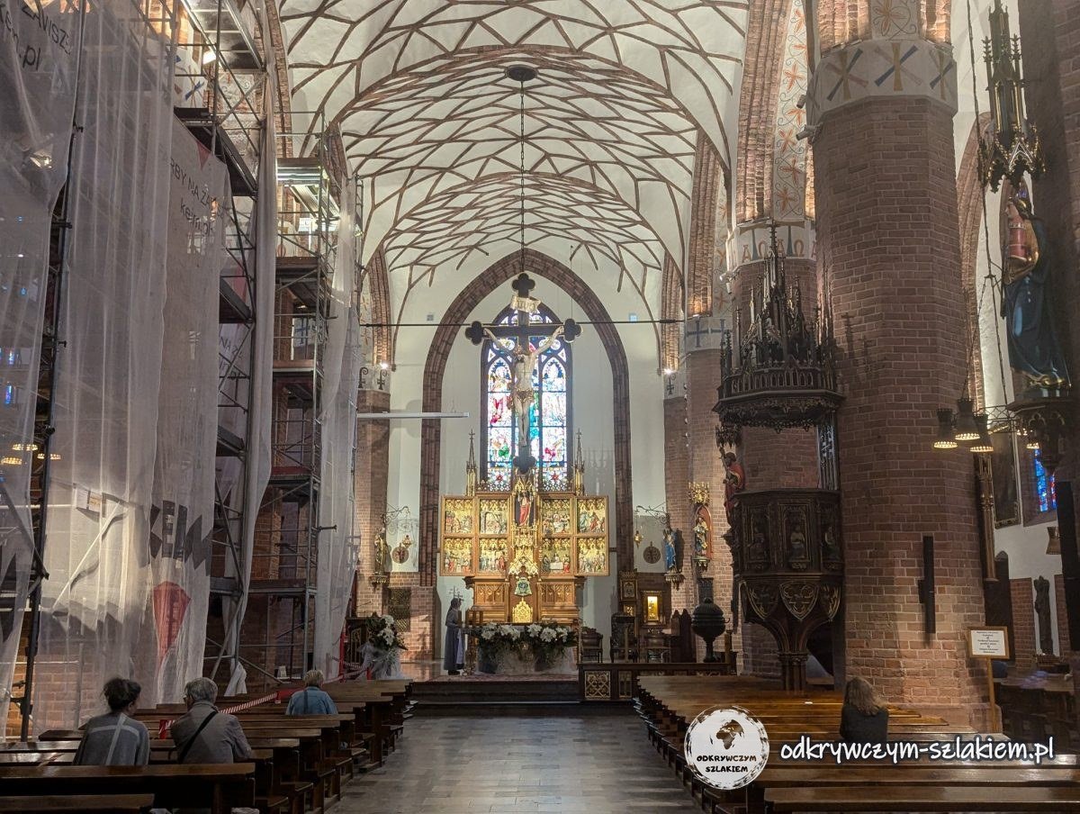 Interior of St James's Co-Cathedral in Olsztyn with its vaults and high altar