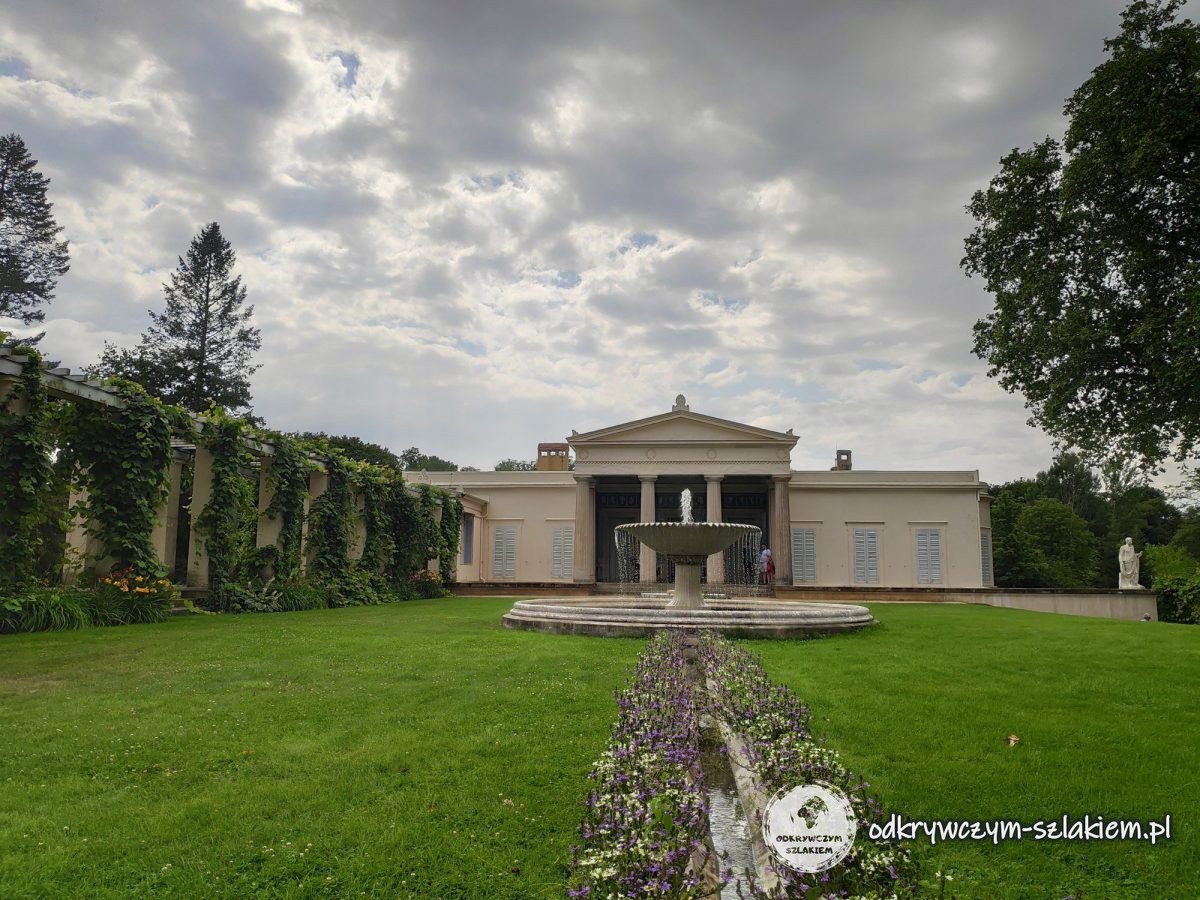Pałac Charlottenhof w parku Sanssouci