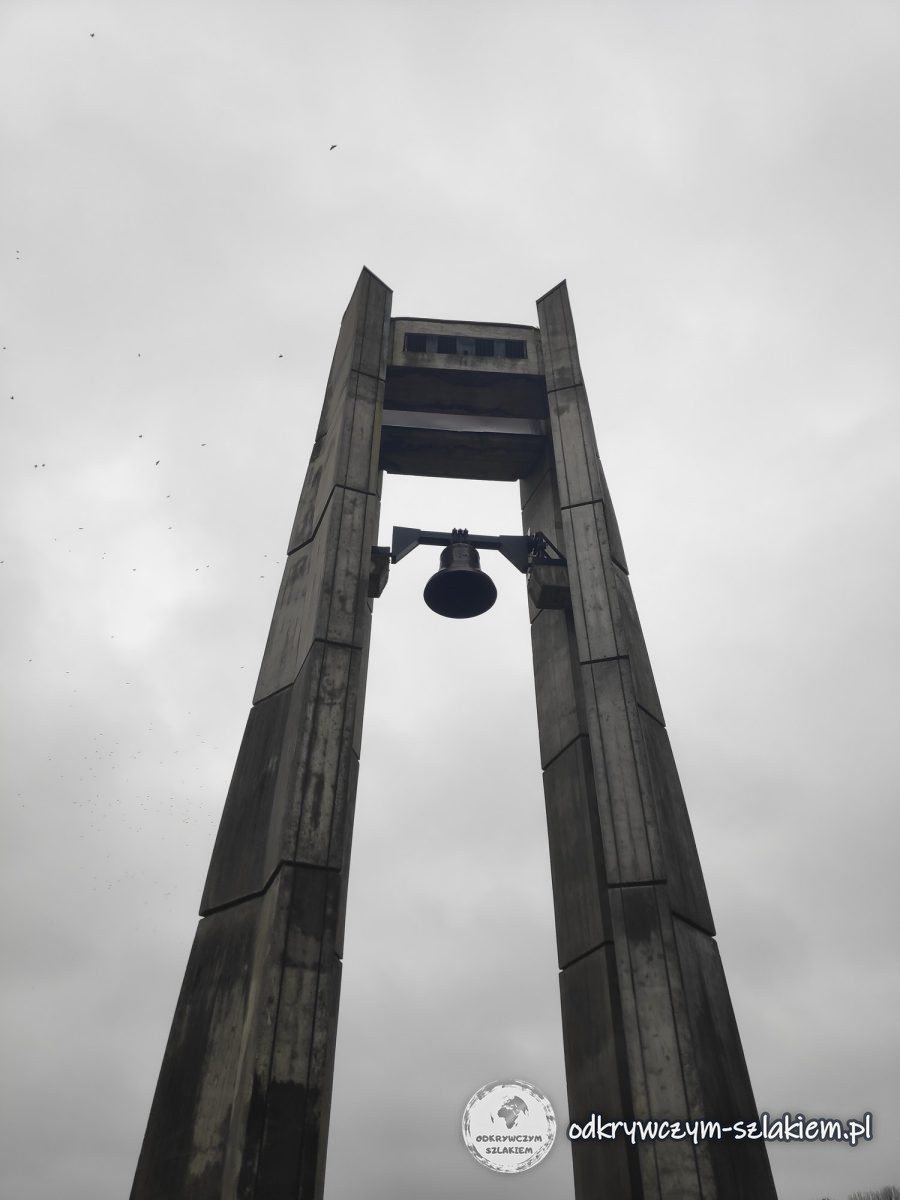 The Bell of Peace and Friendship Among Nations hanging between two concrete pillars at the Citadel