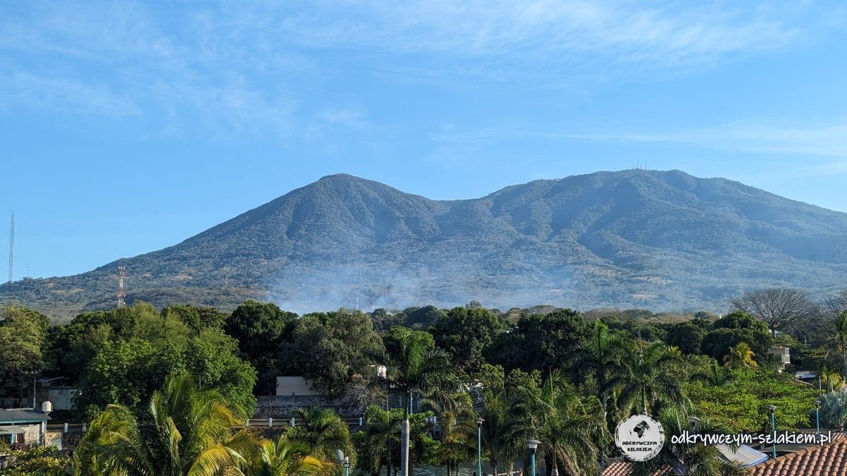 Wulkan Conchagua widziany z La Unión
