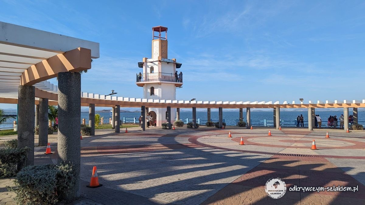 Latarnia i taras widokowy w Parque de la Familia w La Unión