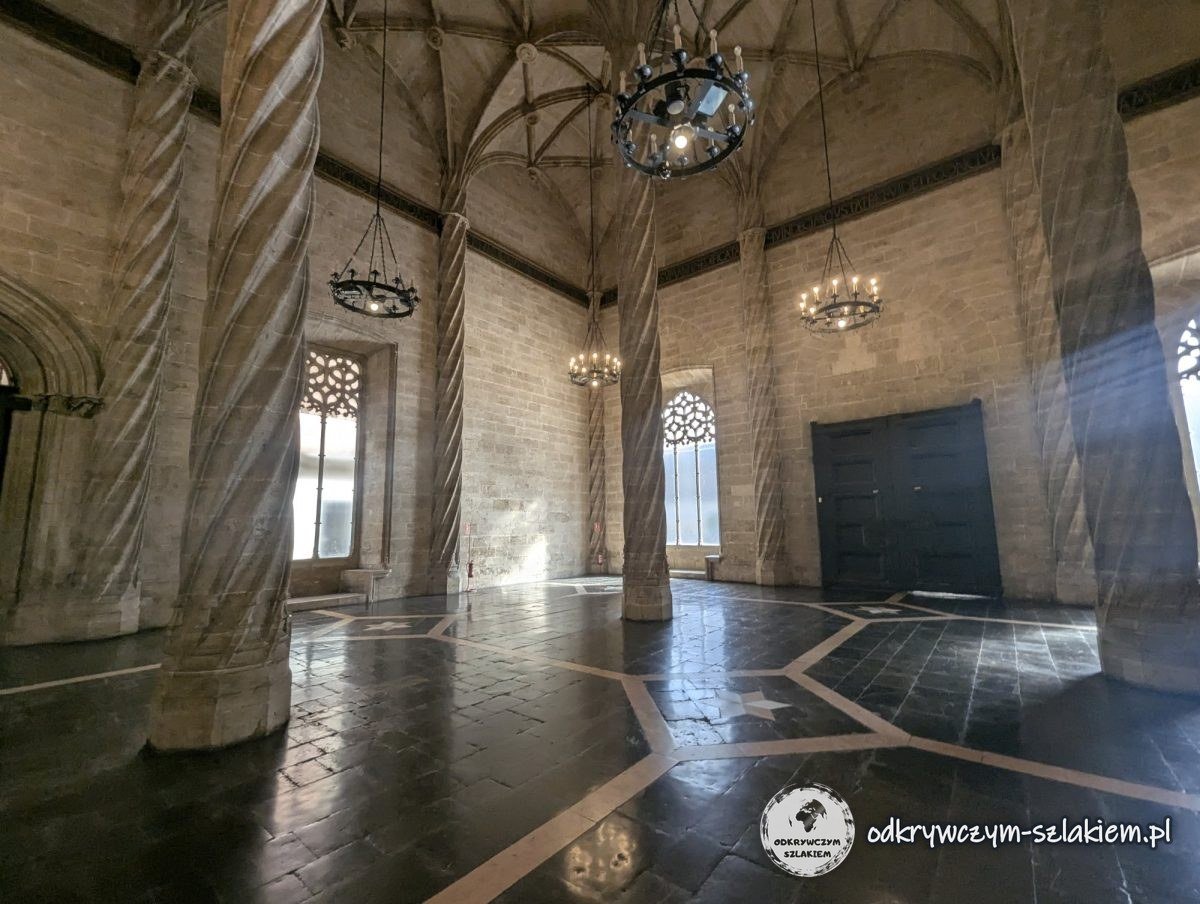 Sala Kolumnowa w Lonja de la Seda w Walencji